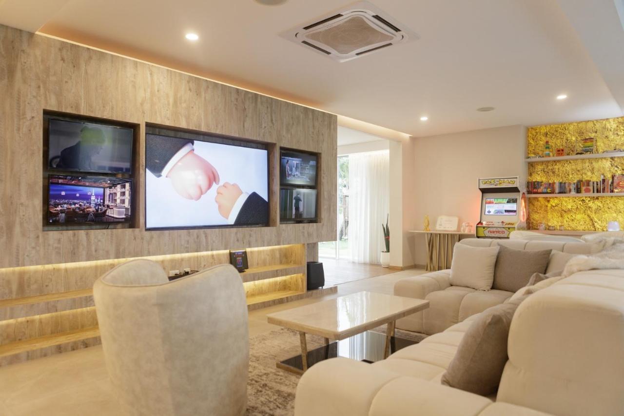צ'יאנג מאי Palm Villa - Award Winning Modern Luxury & Exclusive Villa Resort מראה חיצוני תמונה